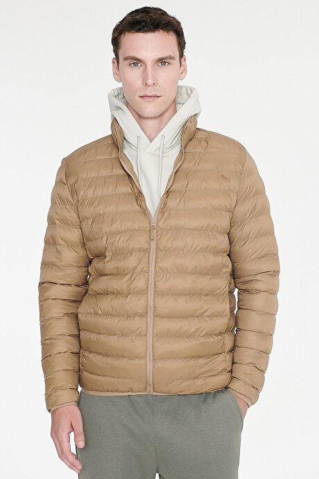 Standart Fit Normal Kesim Dik Yaka Vizon Mont resmi