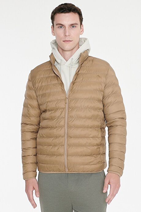 Standart Fit Normal Kesim Dik Yaka Vizon Mont resmi
