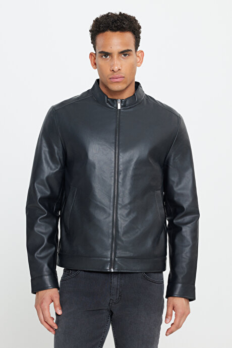 Standart Fit Normal Kesim Dik Yaka Siyah Mont resmi