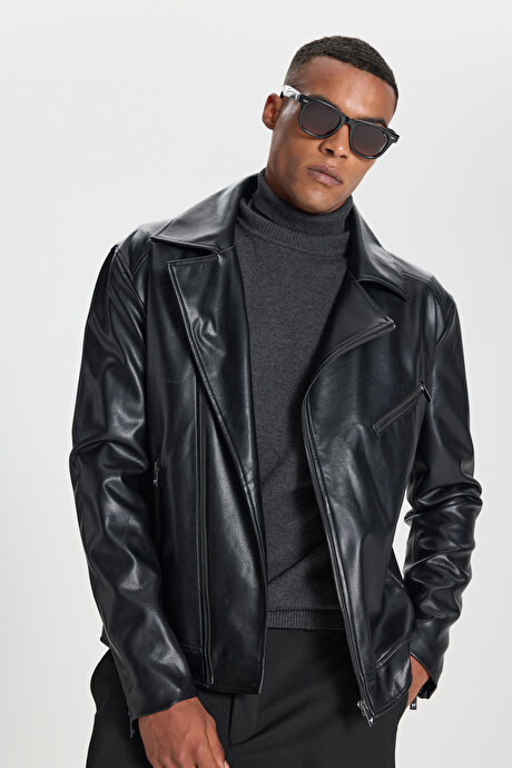 Standart Fit Normal Kesim Dik Yaka Siyah Mont resmi