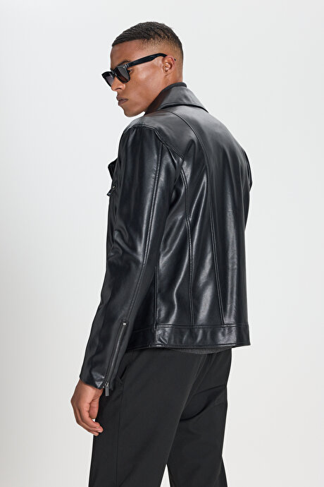 Standart Fit Normal Kesim Dik Yaka Siyah Mont resmi