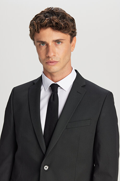 Slim Fit Dar Kesim Mono Yaka Siyah Takım Elbise resmi