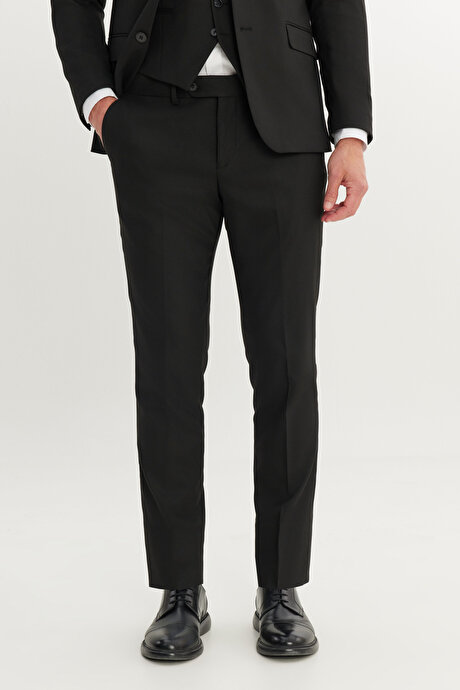 Slim Fit Dar Kesim Kırlangıç Yaka Kapak Cepli Yelekli Siyah Yelekli Takım Elbise resmi