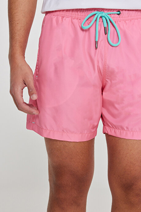 Standart Fit Normal Kesim Cepli Hızlı Kuruyan Desenli Pembe Mayo Deniz Şortu resmi