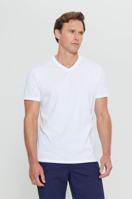 Slim Fit Dar Kesim V Yaka Pamuklu Kısa Kollu Beyaz Tişört resmi