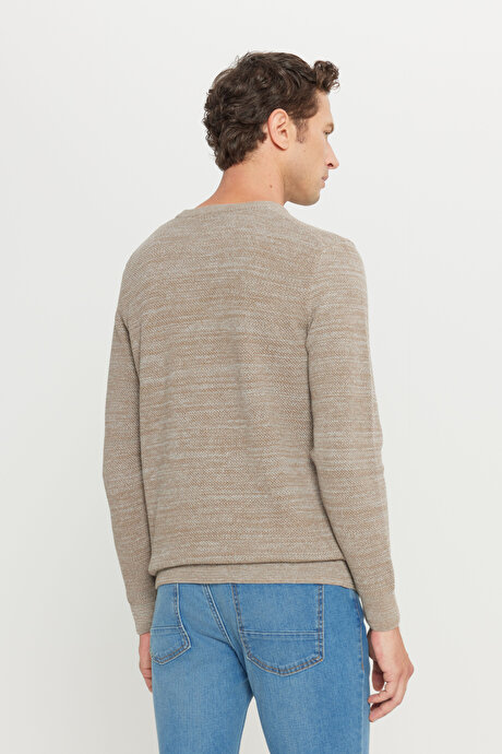 Standart Fit Normal Kesim Pamuklu Bisiklet Yaka Muline Desenli Bronz-Gri Kazak resmi