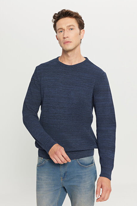 Standart Fit Normal Kesim Pamuklu Bisiklet Yaka Muline Desenli İndigo-Siyah Kazak resmi