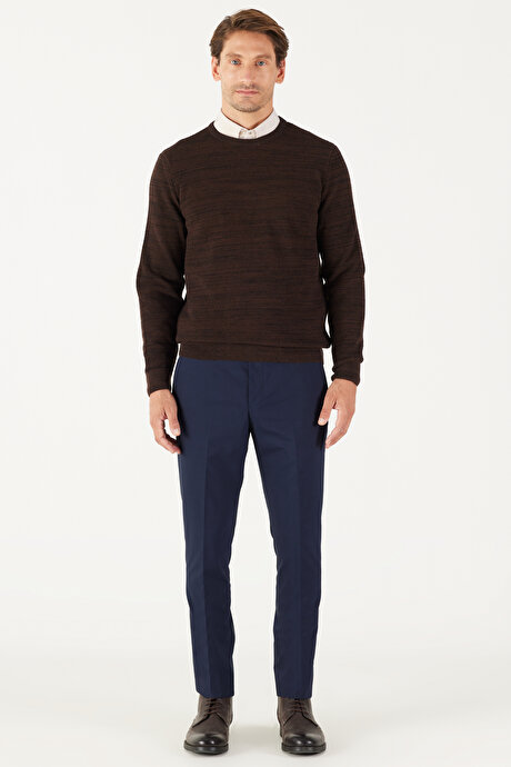 Standart Fit Normal Kesim Pamuklu Bisiklet Yaka Muline Desenli Kahve-Siyah Kazak resmi