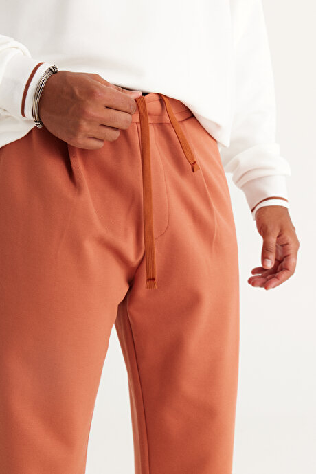 Oversize Bol Kesim Desenli Açık Kahve Örme Pantolon resmi