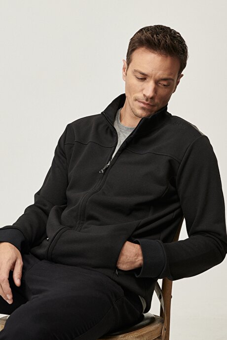 Siyah Sweatshirt resmi
