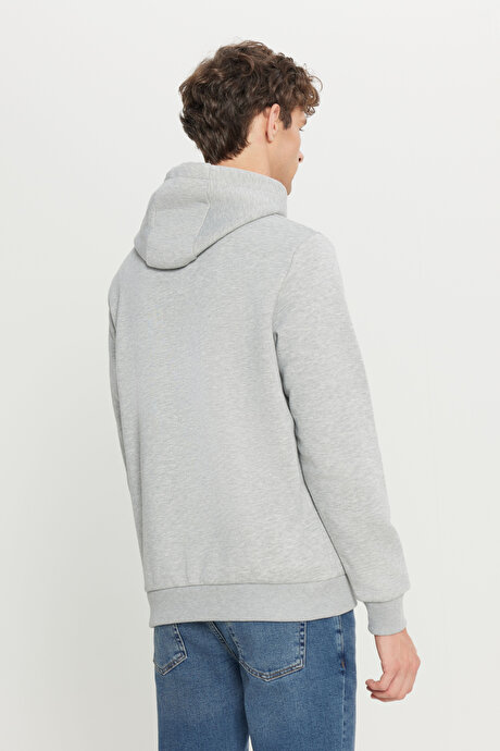 Standart Fit Normal Kesim İçi Polarlı 3 İplik Kapüşonlu Kanguru Cepli Pamuklu Gri Melanj Sweatshirt resmi