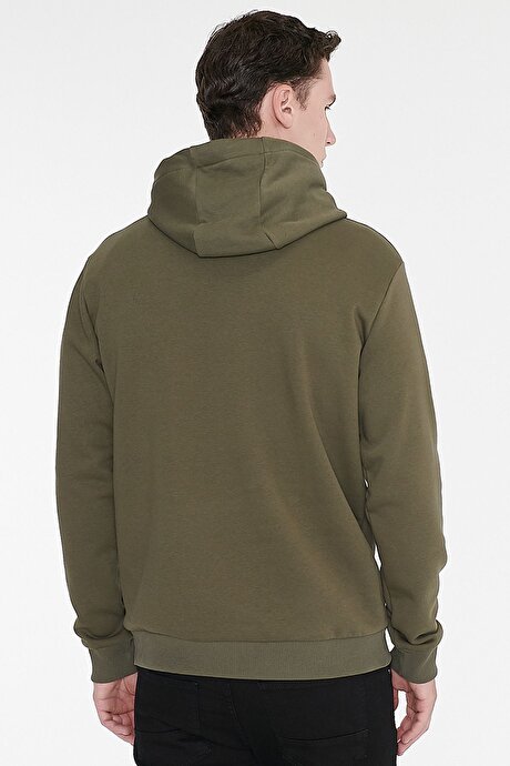 Standart Fit Normal Kesim İçi Polarlı 3 İplik Kapüşonlu Kanguru Cepli Pamuklu Haki Sweatshirt resmi