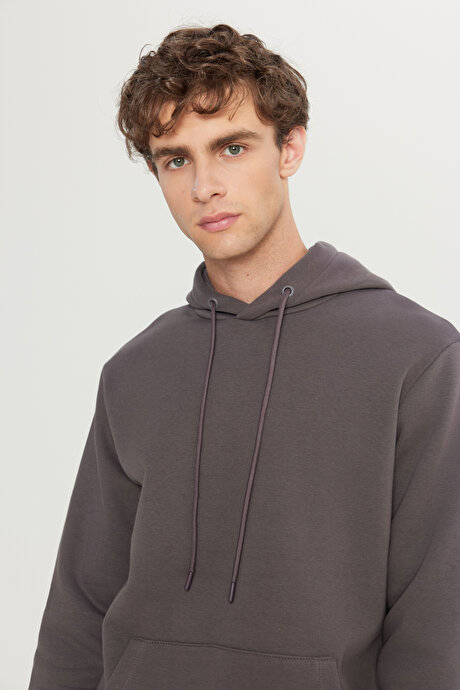 Standart Fit Normal Kesim İçi Polarlı 3 İplik Kapüşonlu Kanguru Cepli Pamuklu Koyu Gri Sweatshirt resmi