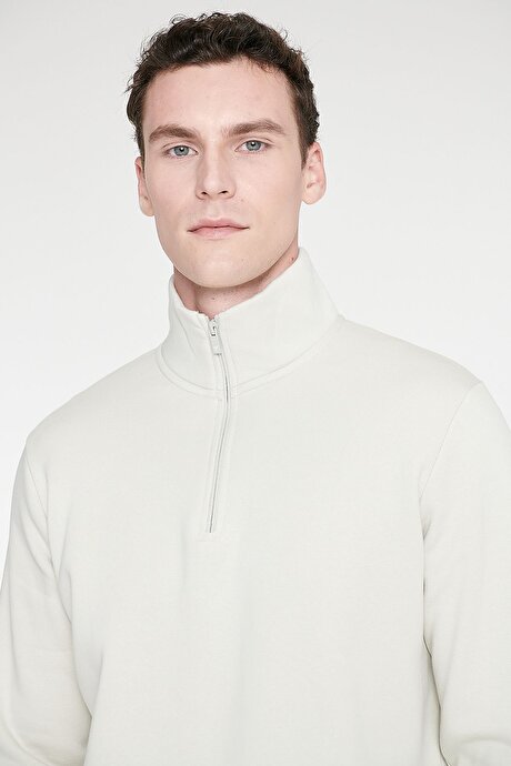 Standart Fit Normal Kesim İçi Polarlı Bato Yaka Pamuklu Bej Sweatshirt resmi
