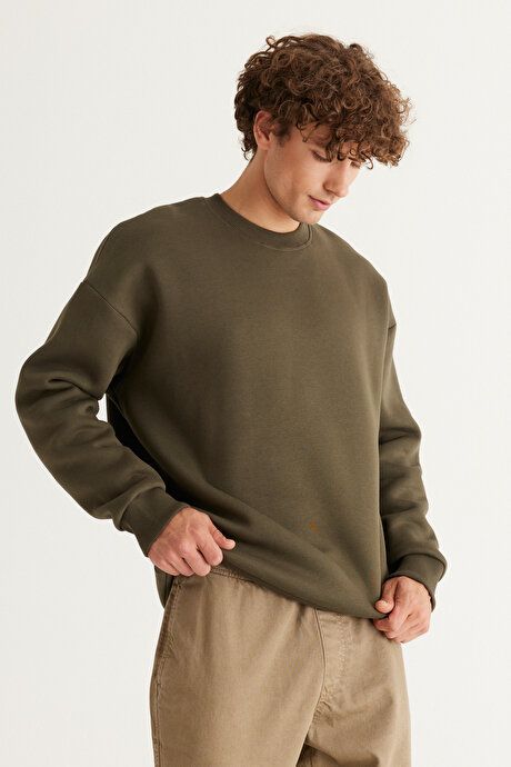 Oversize Bol Kesim İçi Polarlı 3 İplik Bisiklet Yaka Pamuklu Haki Sweatshirt resmi