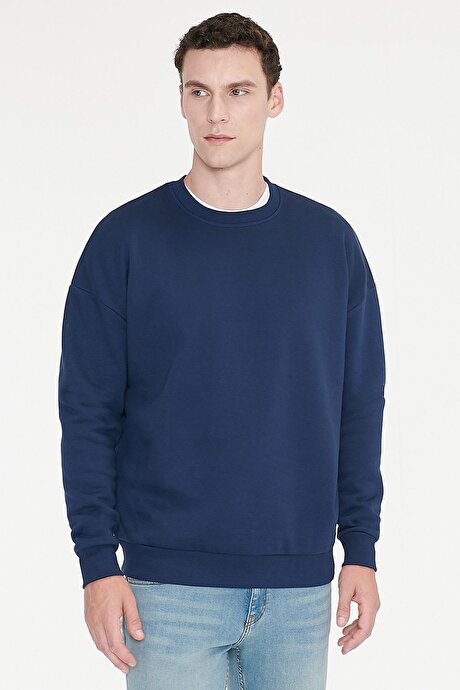 Oversize Bol Kesim İçi Polarlı 3 İplik Bisiklet Yaka Pamuklu Lacivert Sweatshirt resmi