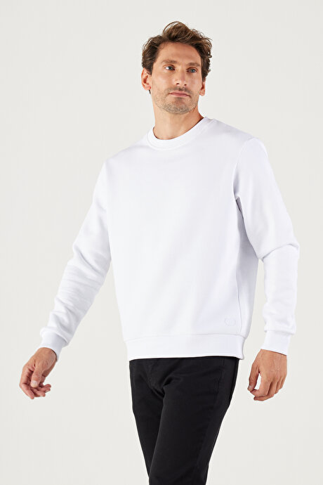 Standart Fit Normal Kesim İçi Polarlı 3 İplik Bisiklet Yaka Pamuklu Beyaz Sweatshirt resmi
