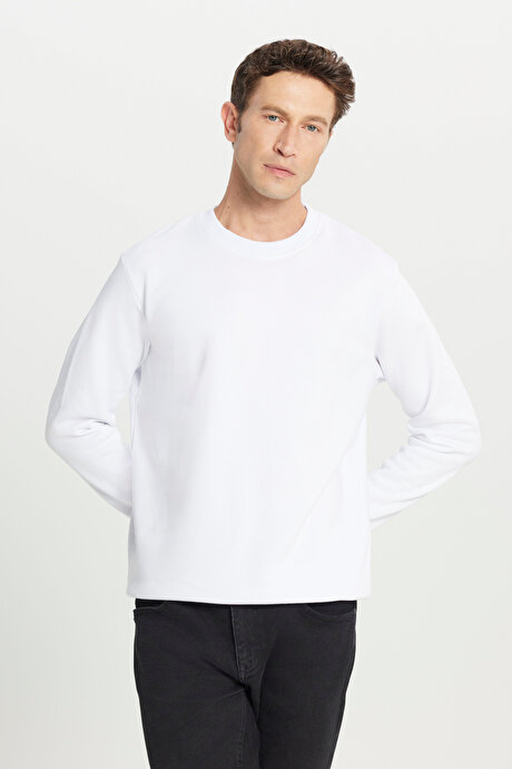 Standart Fit Normal Kesim İçi Polarlı 3 İplik Bisiklet Yaka Pamuklu Beyaz Sweatshirt resmi