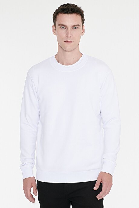Standart Fit Normal Kesim İçi Polarlı 3 İplik Bisiklet Yaka Pamuklu Beyaz Sweatshirt resmi