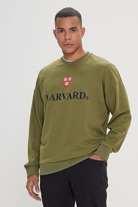 Oversize Fit Bol Kesim Harvard Lisanslı 3 İplik Pamuklu Bisiklet Yaka Haki Sweatshirt resmi