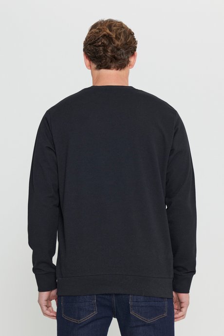 Pamuklu Standart Fit Normal Kesim 2 İplik Bisiklet Yaka Siyah Sweatshirt resmi