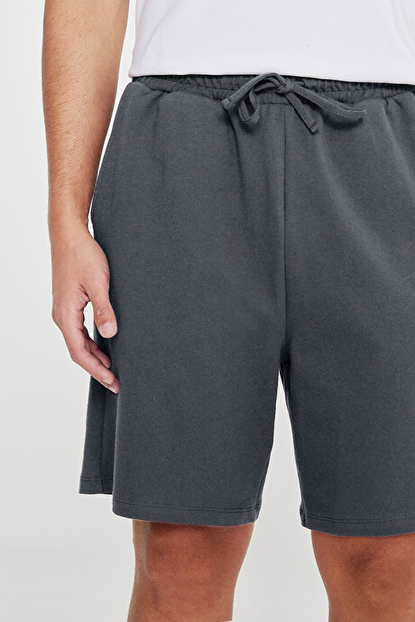Pamuklu Rahat Nefes Alabilen 2 İplik Cepli Örme Standart Fit Koyu Antrasit Şort resmi