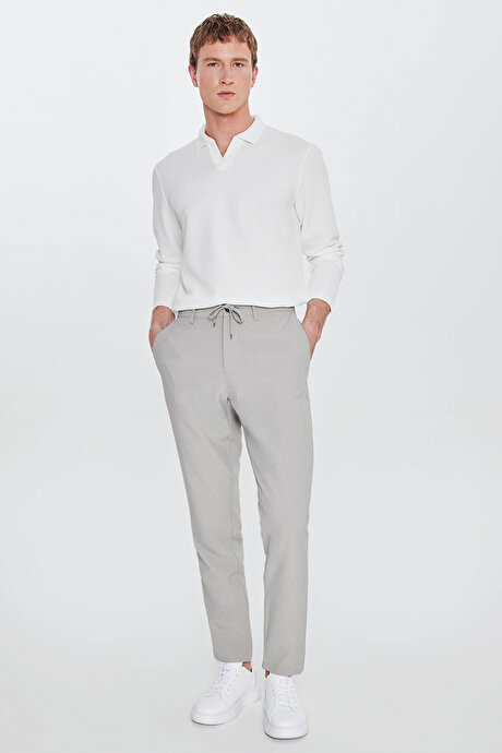 Slim Fit Dar Kesim Beli Bağlamalı Yan Cepli Casual Jogger Açık Yeşil Pantolon resmi