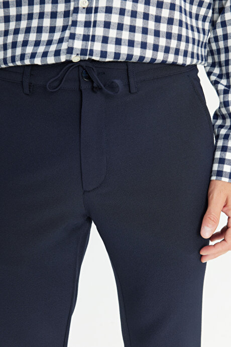 Slim Fit Dar Kesim Beli Bağlamalı Çizgili Yan Cepli Casual Jogger Lacivert Pantolon resmi