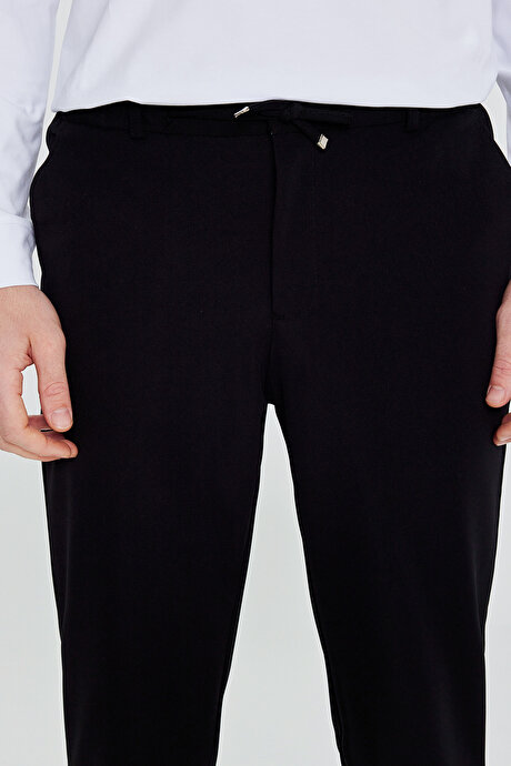 Slim Fit Dar Kesim Beli Bağlamalı Yan Cepli Casual Jogger Siyah Pantolon resmi