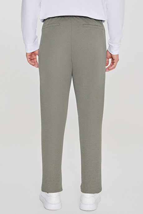 Pamuklu Standart Fit Normal Kesim Beli Lastikli Diagonal Desenli Örme Haki Pantolon resmi