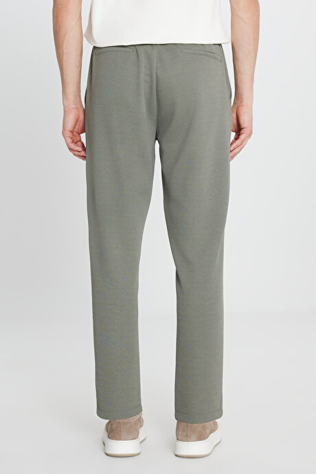 Pamuklu Standart Fit Normal Kesim Beli Lastikli Diagonal Desenli Örme Haki Örme Pantolon resmi