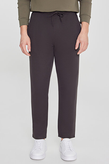 Pamuklu Standart Fit Normal Kesim Beli Lastikli Diagonal Desenli Örme Kahverengi Pantolon resmi