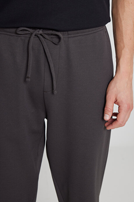 Pamuklu Standart Fit Normal Kesim Beli Lastikli Diagonal Desenli Örme Kahverengi Örme Pantolon resmi