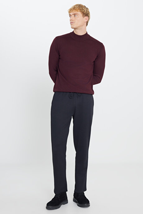 Pamuklu Standart Fit Normal Kesim Beli Lastikli Diagonal Desenli Örme Siyah Pantolon resmi