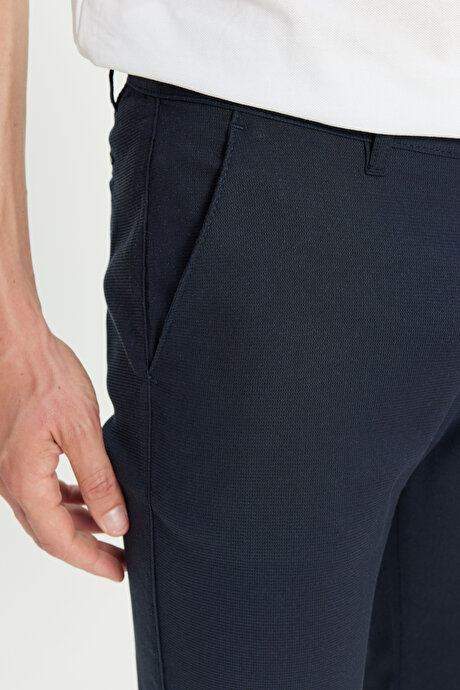 Pamuklu Slim Fit Dar Kesim Armürlü Yan Cepli Casual Lacivert Pantolon resmi