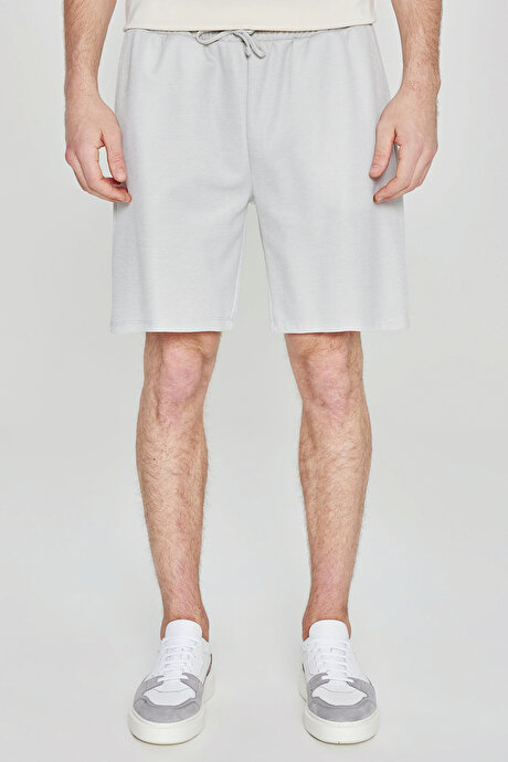 Pamuklu Standart Fit Normal Kesim Beli Bağlamalı Yan Cepli Örme Gri Şort resmi