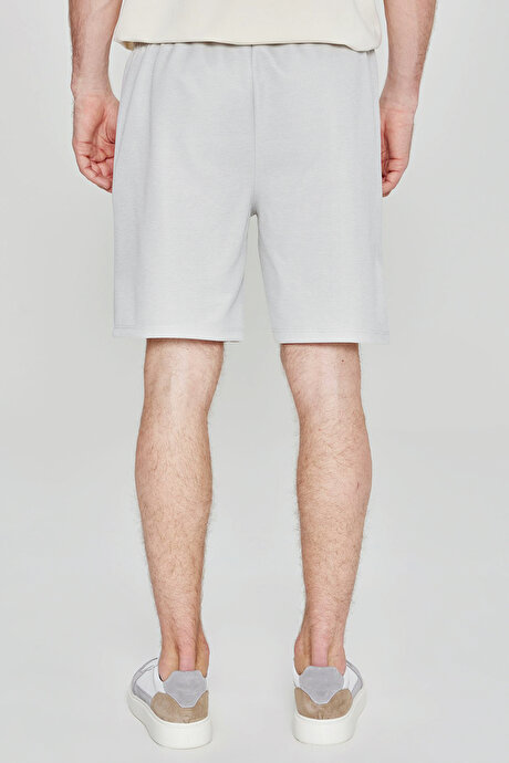 Pamuklu Standart Fit Normal Kesim Beli Bağlamalı Yan Cepli Örme Gri Şort resmi