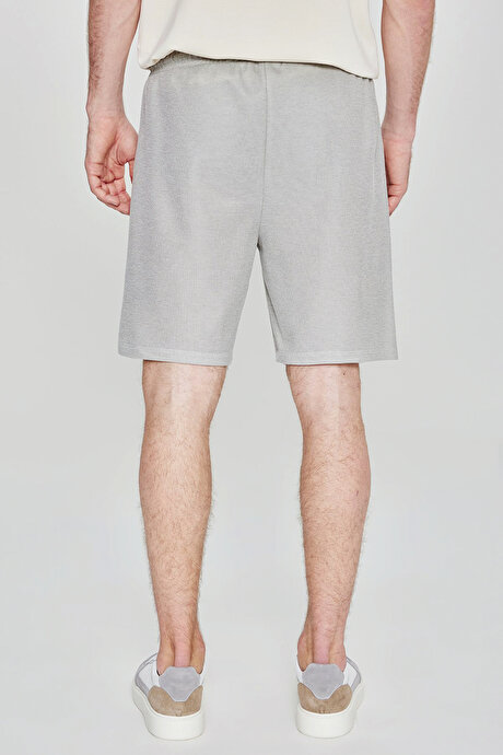 Pamuklu Standart Fit Normal Kesim Beli Bağlamalı Yan Cepli Örme Haki Şort resmi