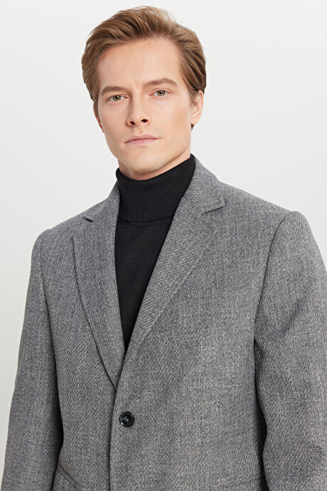 Standart Fit Normal Kesim Mono Yaka Armürlü Kapak Cepli Antrasit Palto resmi