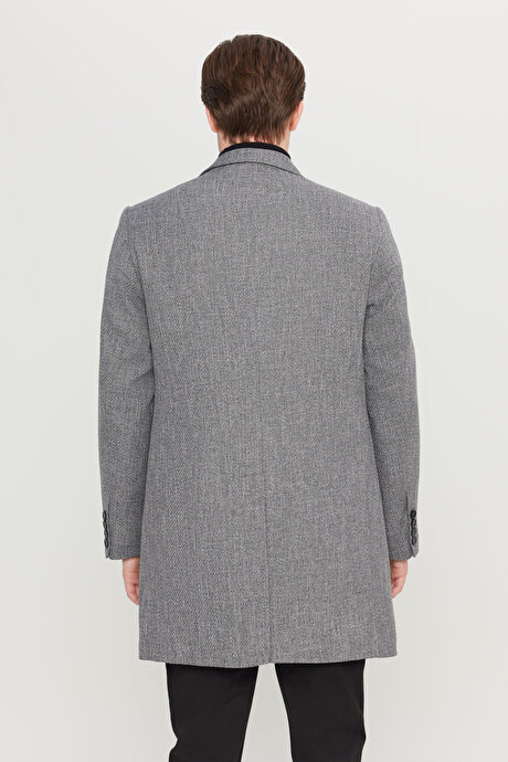 Standart Fit Normal Kesim Mono Yaka Armürlü Kapak Cepli Antrasit Palto resmi
