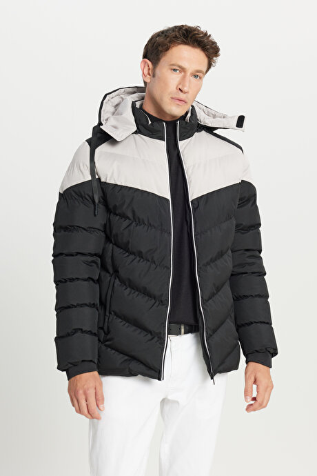 Standart Fit Normal Kesim Dik Yaka Kapüşonlu Yan Cepli Siyah-Bej KabanETE007261049SIB