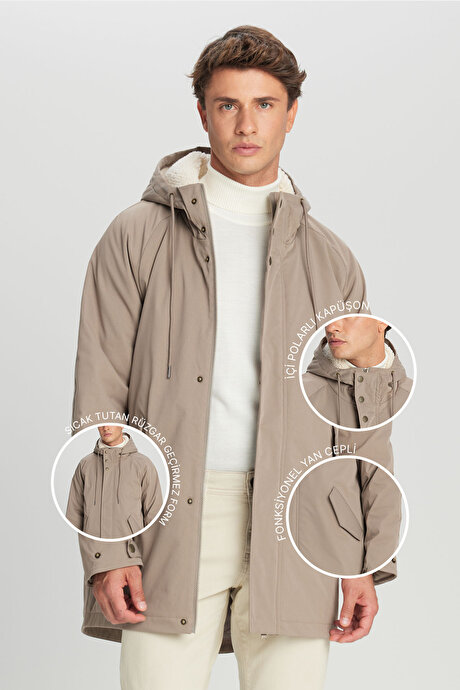 Standart Fit Normal Kesim Kapüşonlu Dik Yaka Yan Cepli Bej Kaban resmi