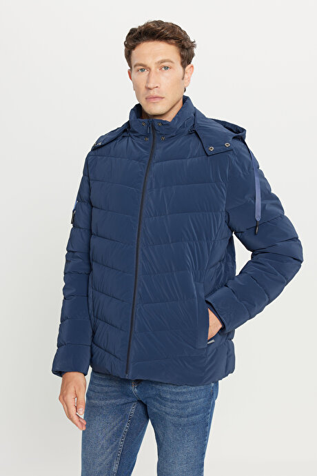 Standart Fit Normal Kesim Dik Yaka Kapüşonlu Yan Cepli Lacivert Kaban resmi