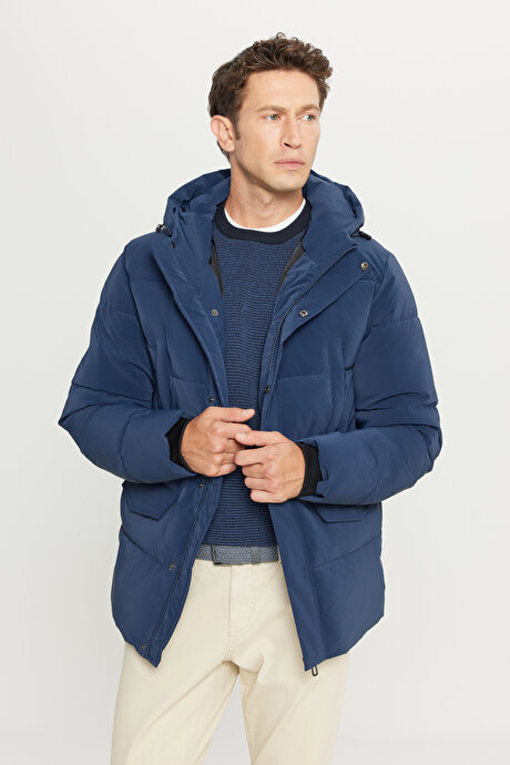 Standart Fit Normal Kesim Dik Yaka Kapüşonlu Kapak Cepil İndigo Kaban resmi