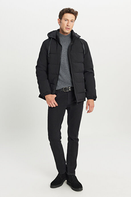 Standart Fit Normal Kesim Dik Yaka Kapüşonlu Yan Cepli Casual Siyah Mont resmi