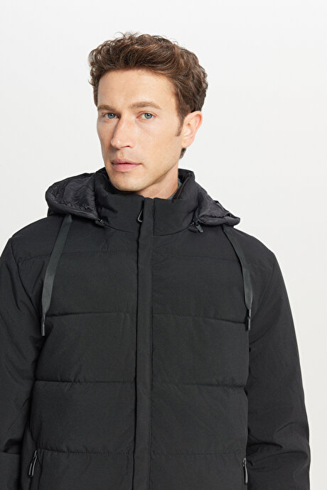 Standart Fit Normal Kesim Dik Yaka Kapüşonlu Yan Cepli Casual Siyah Mont resmi