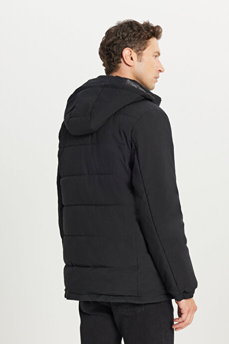 Standart Fit Normal Kesim Dik Yaka Kapüşonlu Yan Cepli Casual Siyah Mont resmi