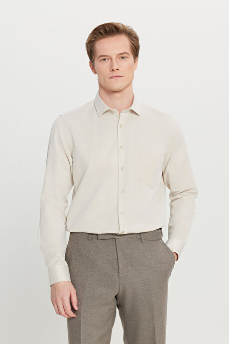 Pamuklu Tailored Slim Fit Dar Kesim Klasik Yaka Armürlü Cepli Bej GömlekETE020261591BEJ