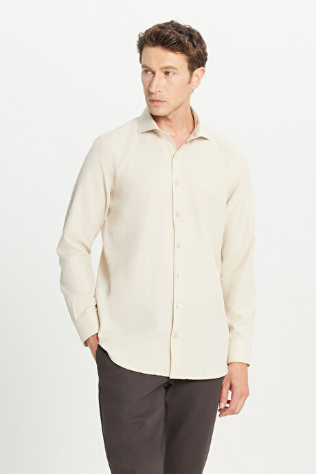 Tailored Slim Fit Dar Kesim Küçük İtalyan Yaka Armürlü Oxford Bej Gömlek resmi