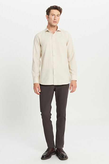 Tailored Slim Fit Dar Kesim Küçük İtalyan Yaka Armürlü Oxford Bej Gömlek resmi